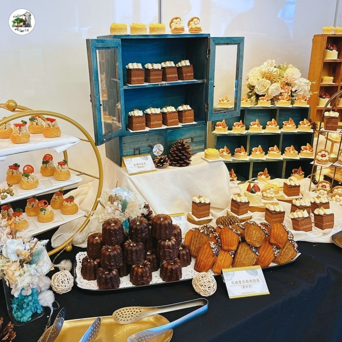 台中彰化到府外燴推薦|甜點 buffet 展示櫃與蛋糕點心整體佈置