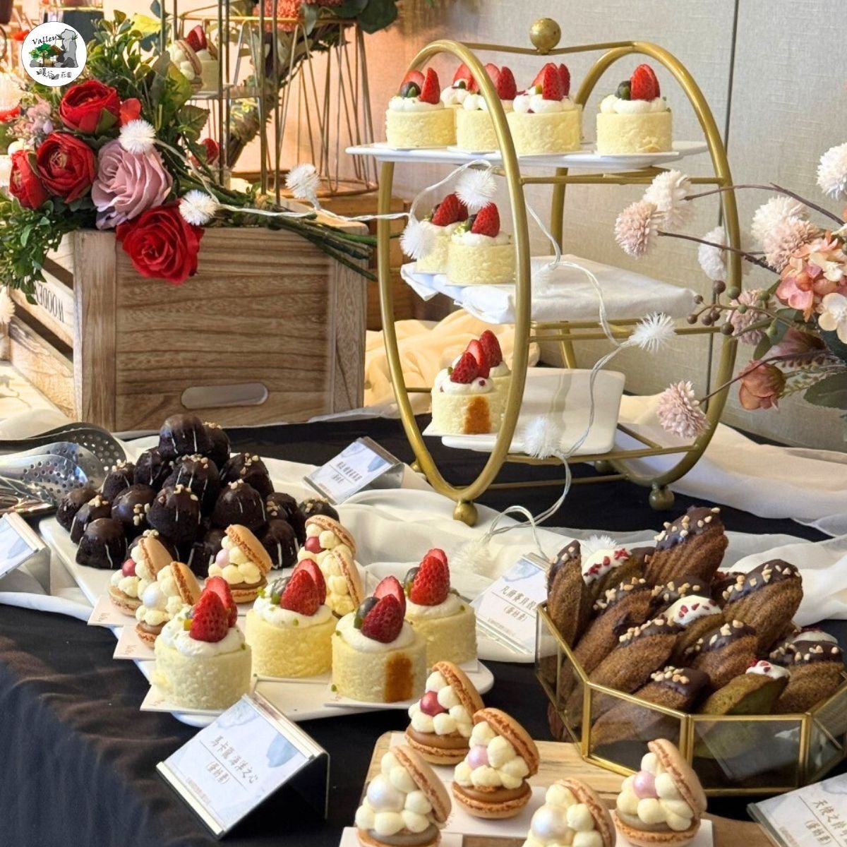 台中彰化到府外燴推薦|聖誕主題甜點桌與精緻蛋糕 buffet 設計